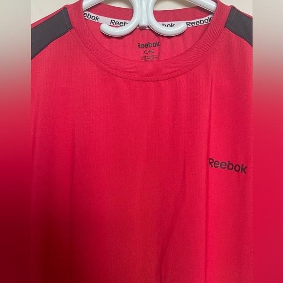 Reebok Men T-Shirts, in great condition. - Picture 4 of 7